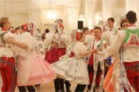 obrázek k akci Krojový ples v jízdárně zámku Valtice