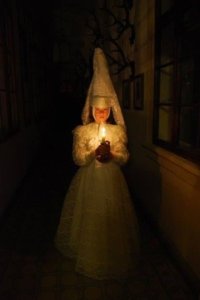 obrázek k akci Podvečerní prohlídka s andělem, bílou paní a panenky